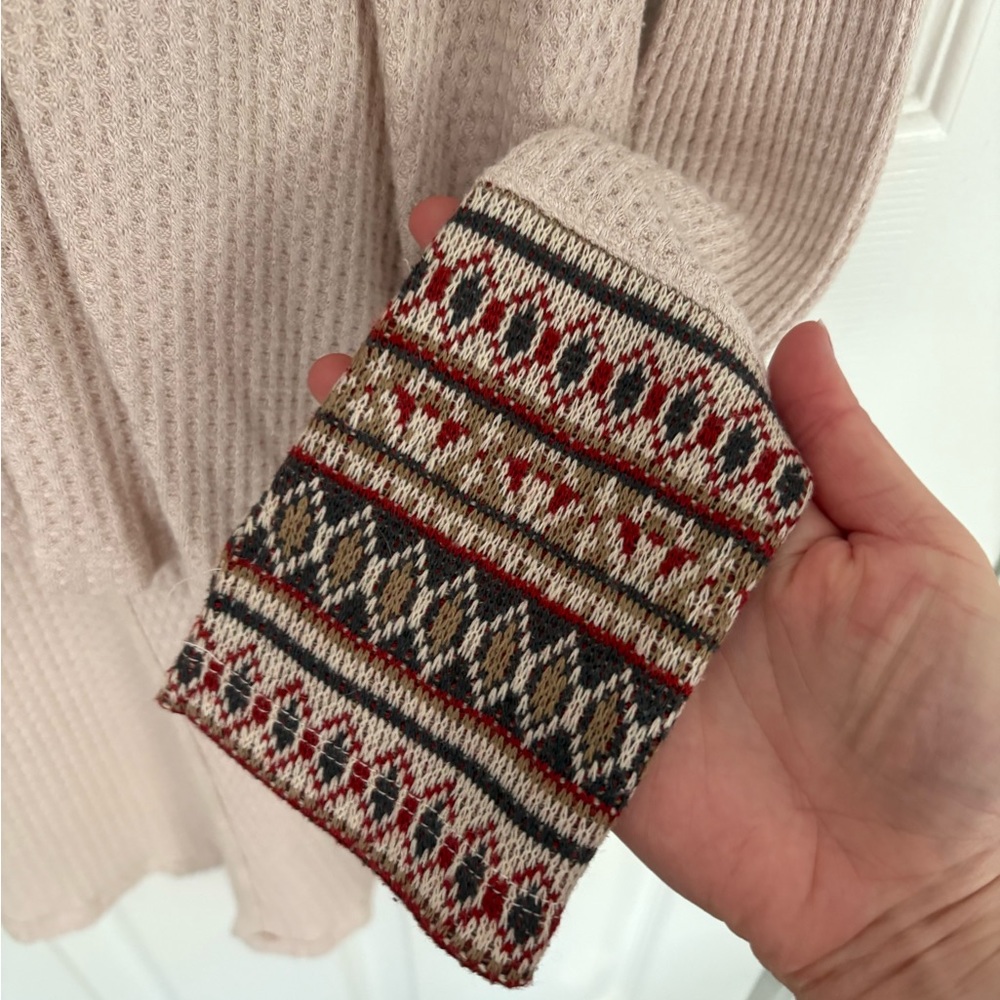 Sweater - Picture 4 of 5